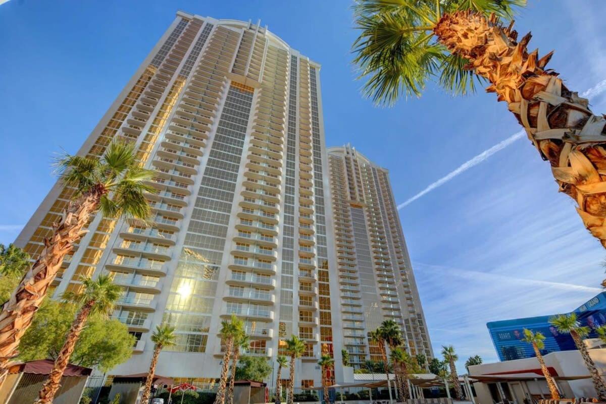 Hébergement de vacances Mgm Signature-21-703 Strip View Jacuzzi Las Vegas